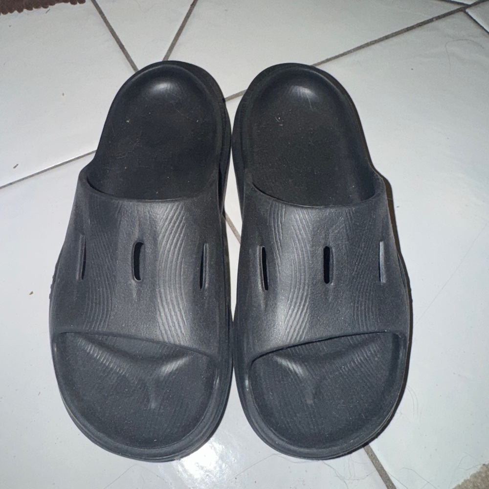 Hoka Black ORA Recovery 3 Slides MEN 6/WM 8